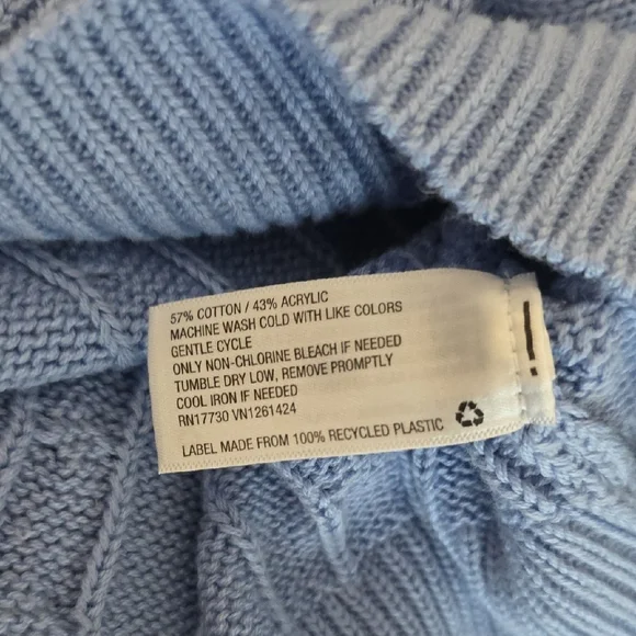 Wild Fable Light Blue V-Neck Sweater Vest - Picture 4 of 4